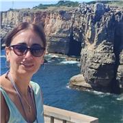 Maestra de primaria apta para todas las edades y niveles